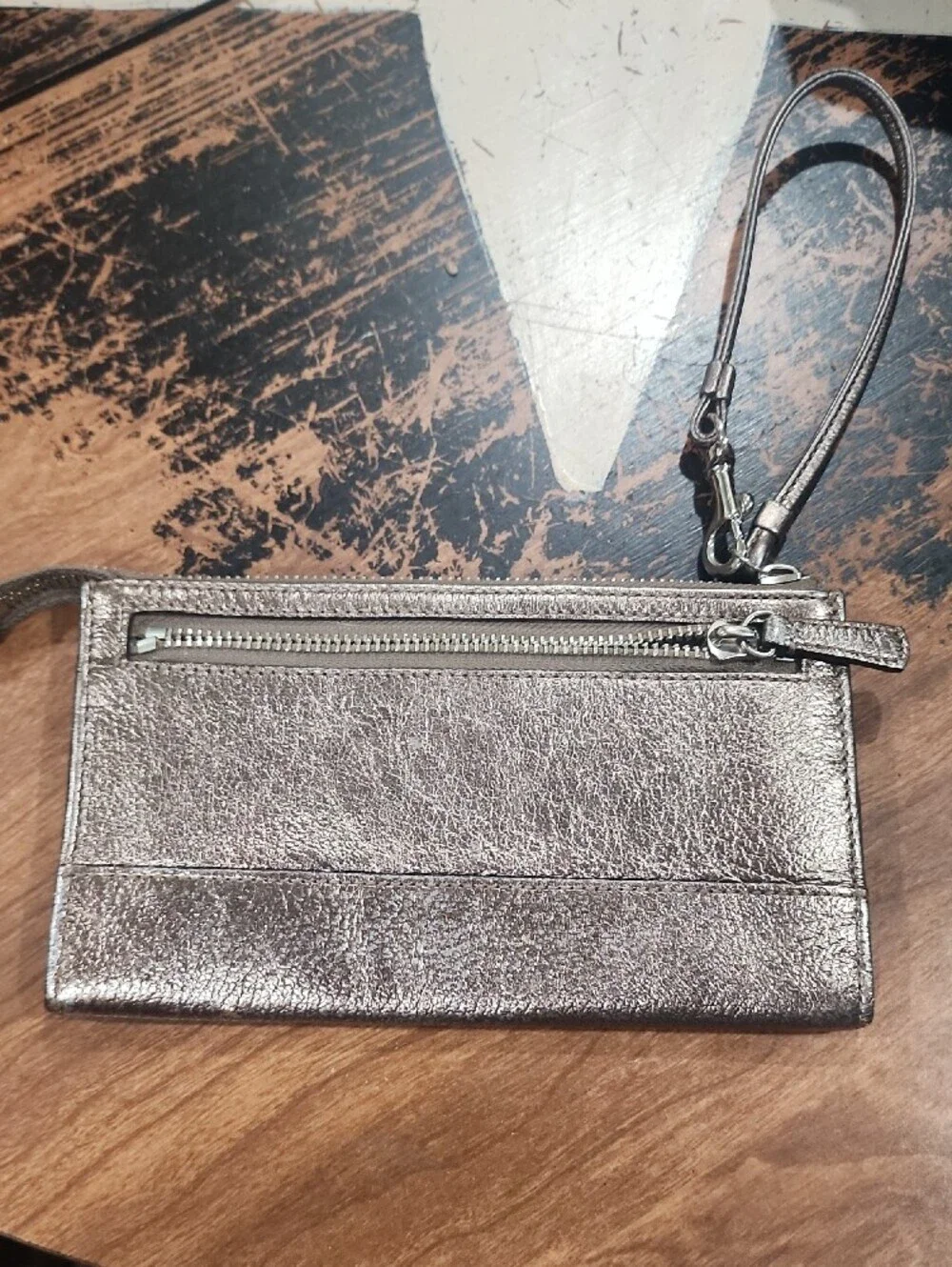 Vintage Coach Metallic Bronze/Pewter Leather Wristlet Clutch Wallet